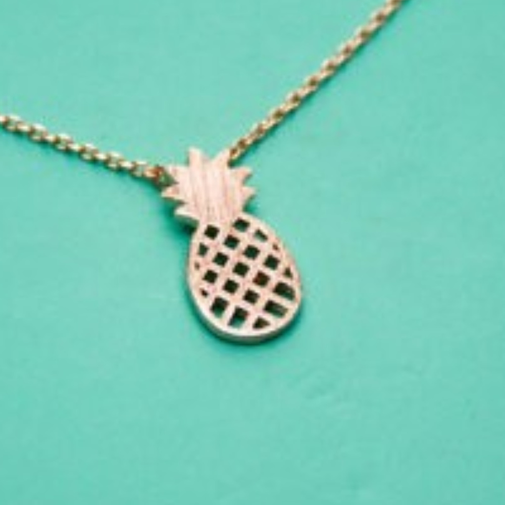 New Tropical Pineapple Necklace